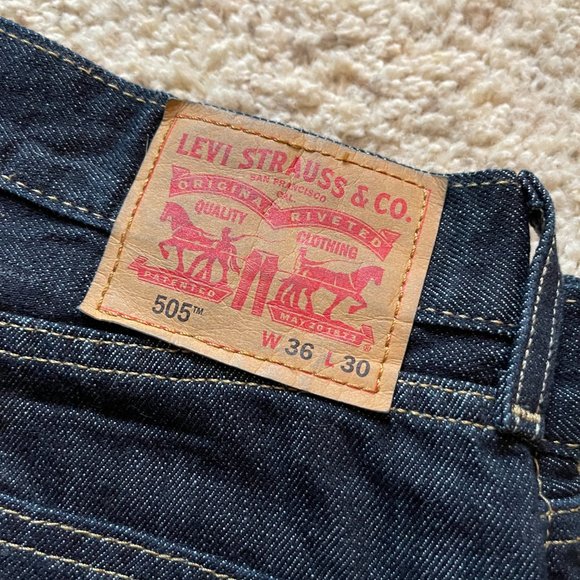 Levi's 505 Dark Blue Jeans - Picture 2 of 3